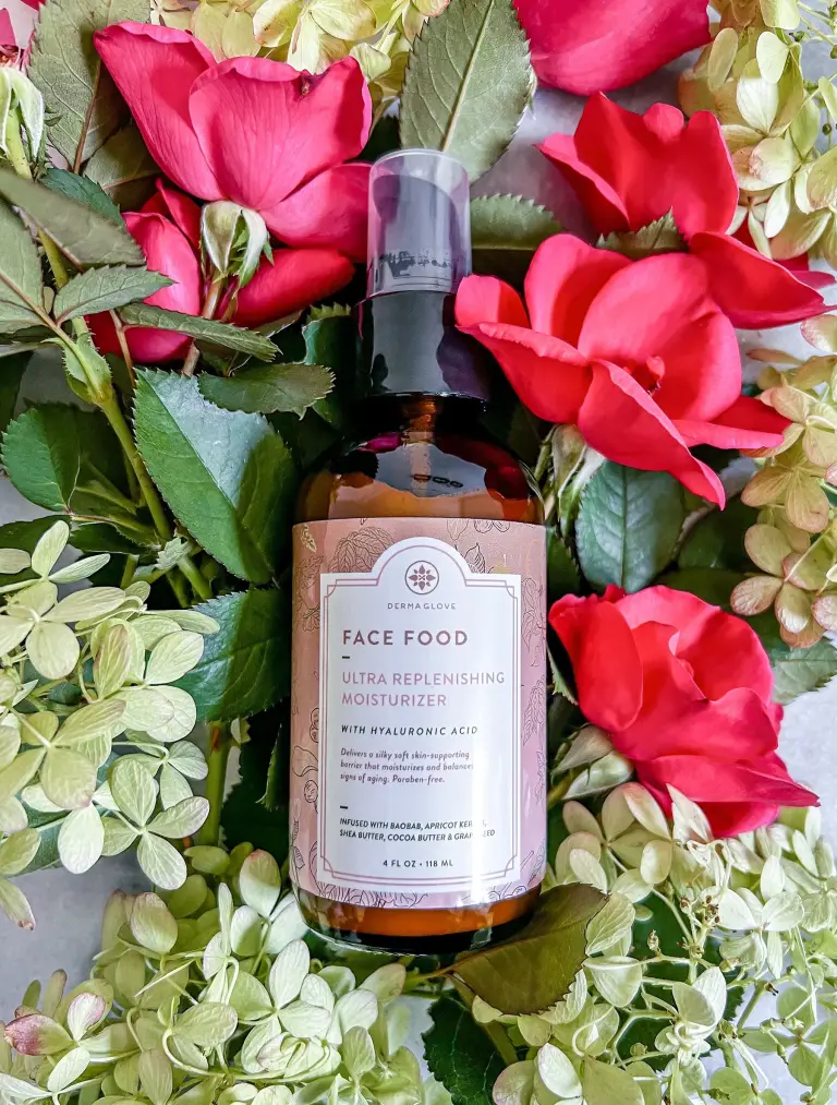 This thumbnail depicts a convenient spray bottle of DERMAGLOVE's nourishing skincare, Face Food. Great solution for those on the go.